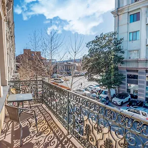 Otel Vintage, Tiflis